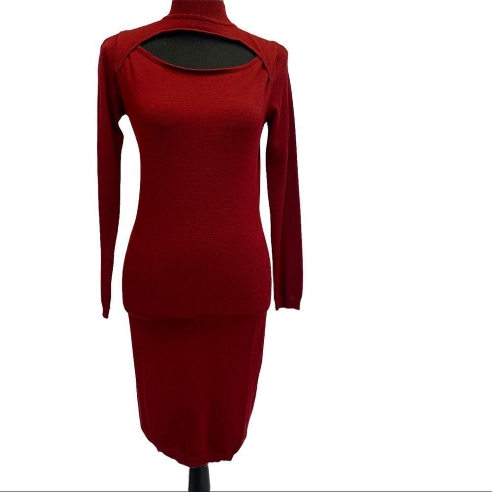 𝅺REVAMPED key hole cutout long sleeve bodycon knit dress maroon burgundy Sz M